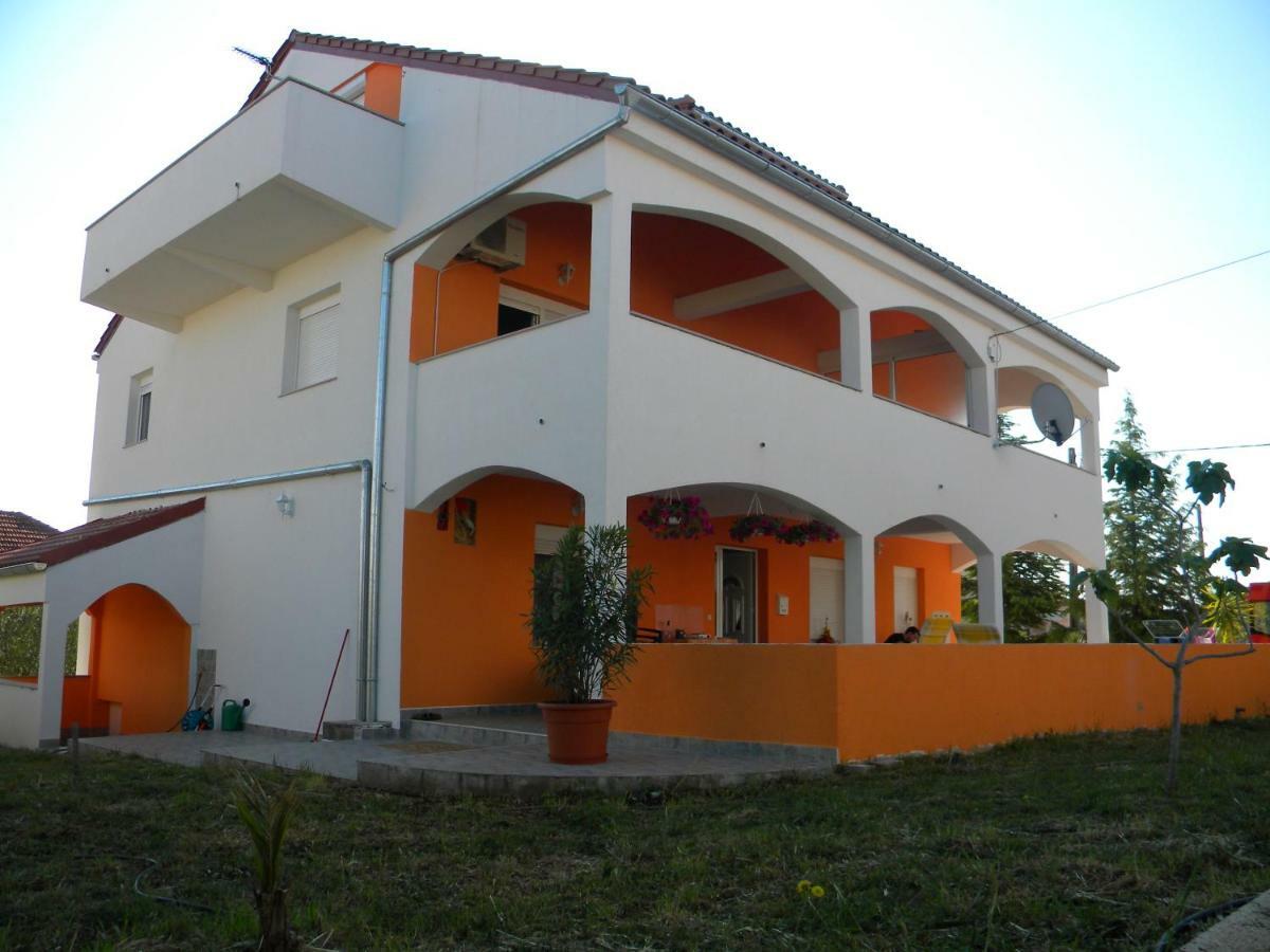 Apartmani Livk Debeljak Buitenkant foto