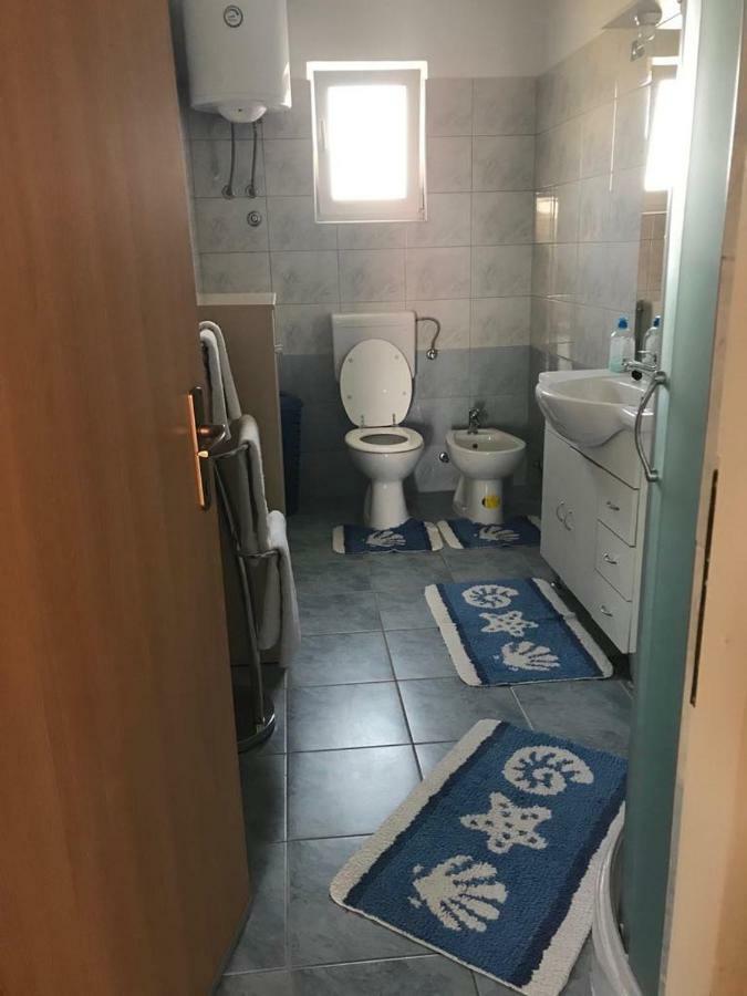 Apartmani Livk Debeljak Buitenkant foto
