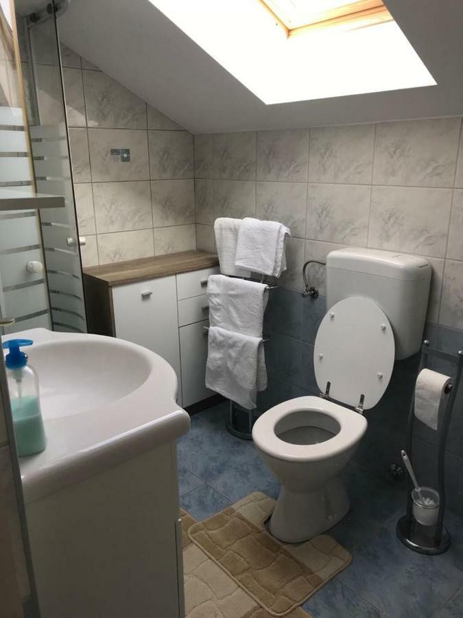 Apartmani Livk Debeljak Buitenkant foto