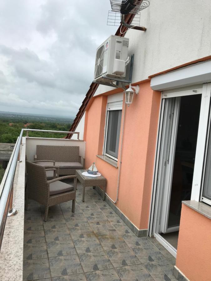 Apartmani Livk Debeljak Buitenkant foto